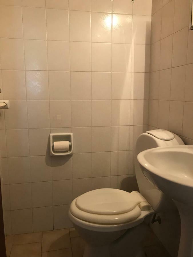 Departamento Amoblado En Pleno Centro, Con Cochera Bahía Blanca 外观 照片